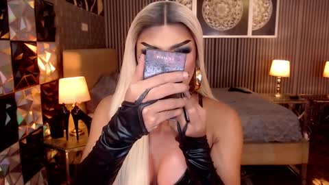 Snapshot of unforgettablebrianna chatting on 8, 4, 2026 BRIANNA online show from 8, 4, 2026