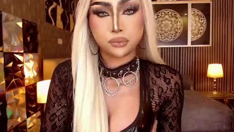 Snapshot of unforgettablebrianna chatting on 12, 5, 2026 BRIANNA online show from 12, 5, 2026
