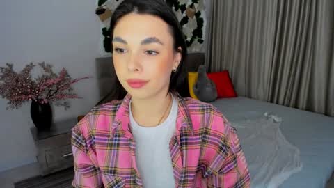 Patricia online show from 2, 2, 2025