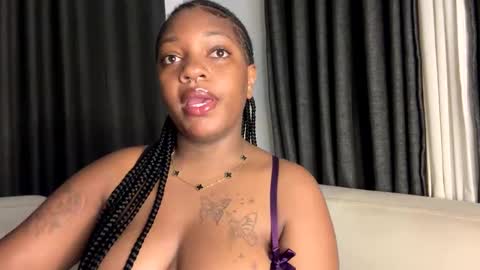 Snapshot of unholybaddie chatting on 9, 3, 2025 Unholybaddie online show from 9, 3, 2025