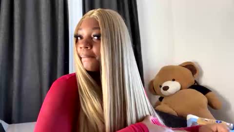 Unholybaddie online show from 23, 12, 2025