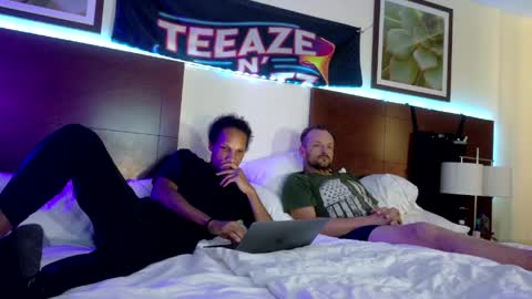 Snapshot of uniballboy chatting on 21, 4, 2026 Uni Ball online show from 21, 4, 2026