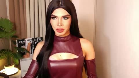 Miss Andrea online show from 28, 10, 2025