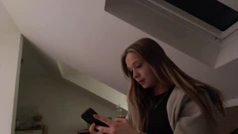 Snapshot of unk0wncouple67 chatting on 31, 1, 2026 YCouple online show from 31, 1, 2026