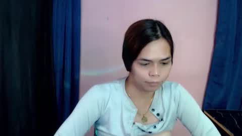 Snapshot of unknown_trans18 chatting on 14, 11, 2025 unknown_trans18 online show from 14, 11, 2025