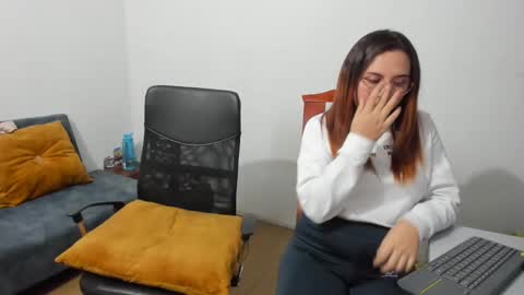 Kary and jhoa online show from 15, 2, 2025