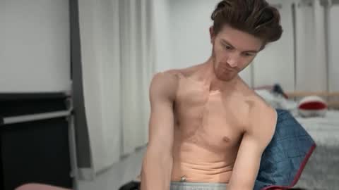 Snapshot of unverifiedbwc chatting on 16, 12, 2025 Stepbro online show from 16, 12, 2025