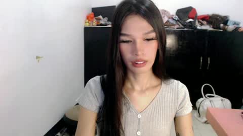 Snapshot of ur_asianbabexxx chatting on 6, 5, 2026 ur_asianbabexxx online show from 6, 5, 2026