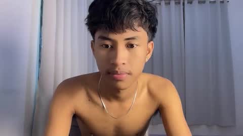 ur_fuckerbttm online show from 26, 11, 2025