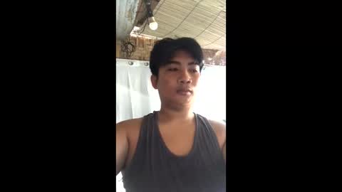 Snapshot of ur_fucking2005 chatting on 19, 4, 2026 DA online show from 19, 4, 2026