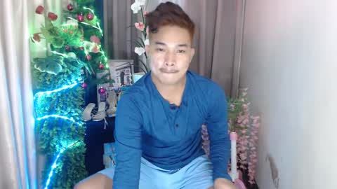 Snapshot of ur_hugechinito chatting on 23, 12, 2024 ur_hugechinito online show from 23, 12, 2024
