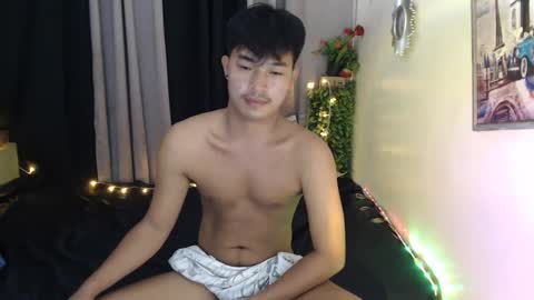 Snapshot of ur_hugechinito chatting on 2, 3, 2025 ur_hugechinito online show from 2, 3, 2025