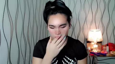 QUEENSY online show from 11, 11, 2025