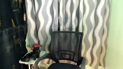 Snapshot of ur_jadelover chatting on 17, 6, 2026 JADE online show from 17, 6, 2026
