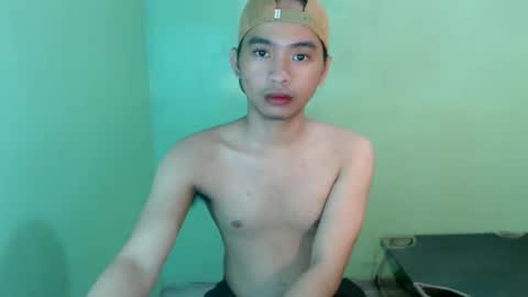 Snapshot of ur_joshuahotnotch chatting on 6, 5, 2026 ur_joshuahotnotch online show from 6, 5, 2026