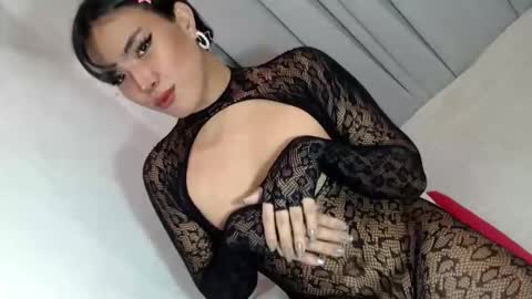 Snapshot of ur_krissyxxx chatting on 5, 4, 2026 kriss online show from 5, 4, 2026
