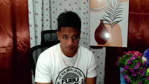 Snapshot of ur_pinoydave chatting on 15, 12, 2024 Dave online show from 15, 12, 2024