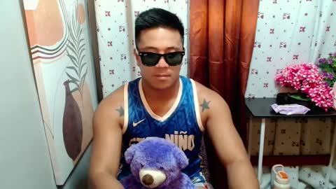 Snapshot of ur_pinoydave chatting on 4, 2, 2025 Dave online show from 4, 2, 2025