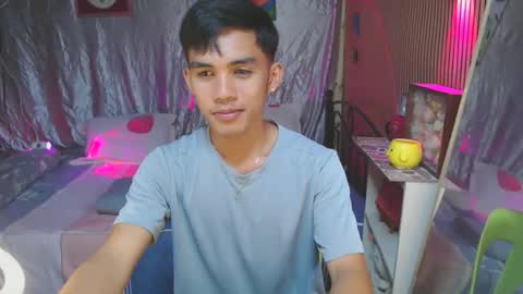 ur_shan21 online show from 18, 11, 2025