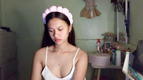 Snapshot of ur_sinfulangel chatting on 16, 7, 2026 lovelyangel online show from 16, 7, 2026