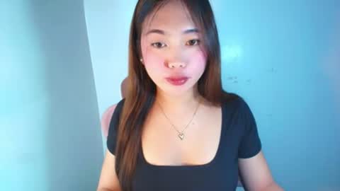 Snapshot of ur_sweet_ann chatting on 5, 7, 2026 ur_sweet_ann online show from 5, 7, 2026