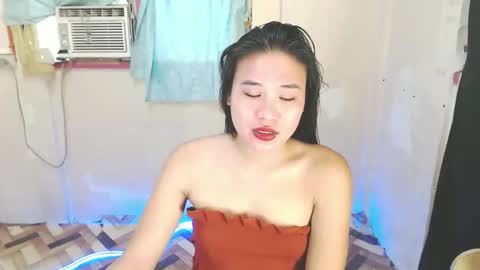 Snapshot of ur_ugly_princess chatting on 16, 4, 2026 chesca online show from 16, 4, 2026