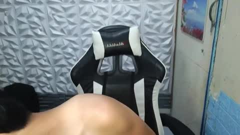 Snapshot of ur_younngtwinkxxx chatting on 7, 2, 2026 Ken online show from 7, 2, 2026