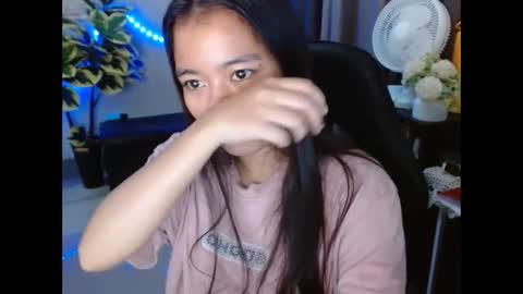 Snapshot of urasian_bella23 chatting on 4, 12, 2024 urasian_bella23 online show from 4, 12, 2024