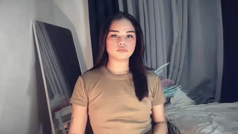 Snapshot of urasian_france69 chatting on 6, 1, 2026 FRANCINE cum with me in pvt or pwrd online show from 6, 1, 2026