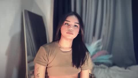 Snapshot of urasian_france69 chatting on 9, 1, 2026 FRANCINE cum with me in pvt or pwrd online show from 9, 1, 2026