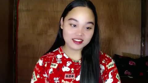 Snapshot of urasian_hotchix69 chatting on 10, 12, 2024 Lycah online show from 10, 12, 2024