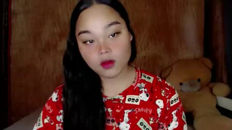 Snapshot of urasian_hotchix69 chatting on 16, 9, 2025 Lycah online show from 16, 9, 2025