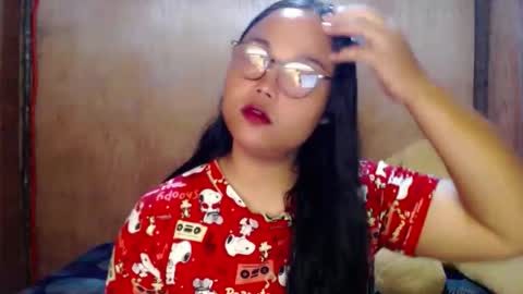 Snapshot of urasian_hotchix69 chatting on 1, 10, 2025 Lycah online show from 1, 10, 2025