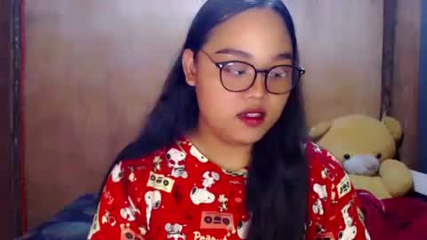 Snapshot of urasian_hotchix69 chatting on 8, 10, 2025 Lycah online show from 8, 10, 2025