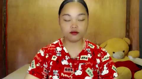 Snapshot of urasian_hotchix69 chatting on 13, 10, 2025 Lycah online show from 13, 10, 2025