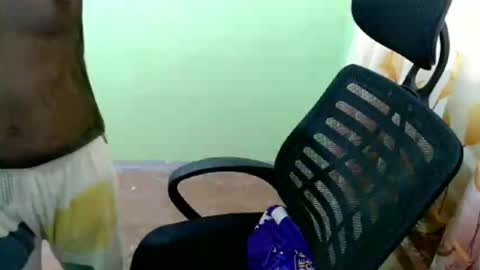 Snapshot of urasian_joy chatting on 4, 10, 2025 urasian_joy online show from 4, 10, 2025