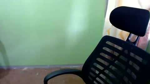 Snapshot of urasian_joy chatting on 17, 10, 2025 urasian_joy online show from 17, 10, 2025