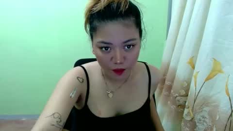 Snapshot of urasian_joy chatting on 19, 10, 2025 urasian_joy online show from 19, 10, 2025