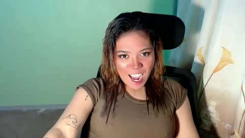 Snapshot of urasian_joy chatting on 20, 10, 2025 urasian_joy online show from 20, 10, 2025