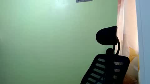 Snapshot of urasian_joy chatting on 22, 10, 2025 urasian_joy online show from 22, 10, 2025