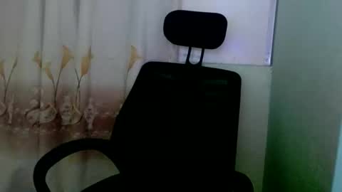 Snapshot of urasian_joy chatting on 2, 11, 2025 urasian_joy online show from 2, 11, 2025