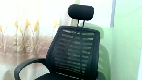 Snapshot of urasian_joy chatting on 3, 11, 2025 urasian_joy online show from 3, 11, 2025