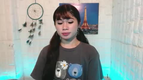 Snapshot of urasian_khalifa21 chatting on 23, 4, 2026 Shirley online show from 23, 4, 2026