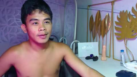 Snapshot of urasian_nathaniel chatting on 22, 3, 2026 HI WE ARE NATHANIEL AND SEV online show from 22, 3, 2026