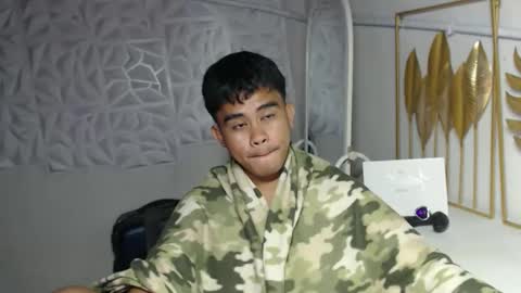 Snapshot of urasian_nathaniel chatting on 24, 3, 2026 HI WE ARE NATHANIEL AND SEV online show from 24, 3, 2026
