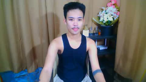 Snapshot of urasiancumboix2 chatting on 12, 10, 2025 urasiancumboix2 online show from 12, 10, 2025