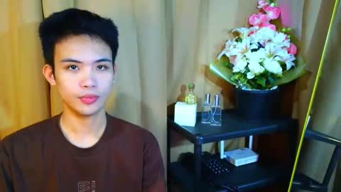 Snapshot of urasiancumboix2 chatting on 20, 10, 2025 urasiancumboix2 online show from 20, 10, 2025