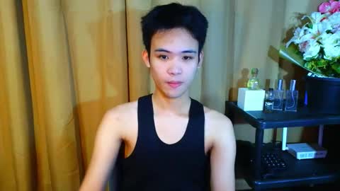 Snapshot of urasiancumboix2 chatting on 25, 10, 2025 urasiancumboix2 online show from 25, 10, 2025