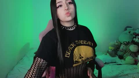 Danielle  online show from 28, 3, 2026