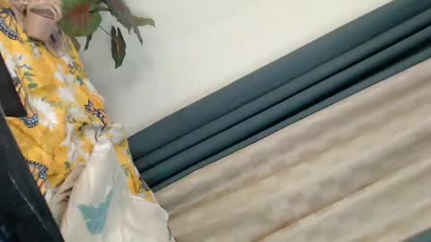 Snapshot of urbaby_molina69 chatting on 28, 2, 2025 its me Molina online show from 28, 2, 2025